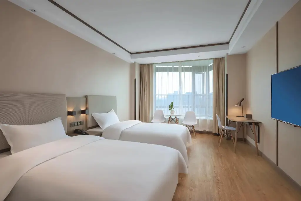 Нанкин: GreenTree Inn Nanjing South Railway Station North Square Hotel