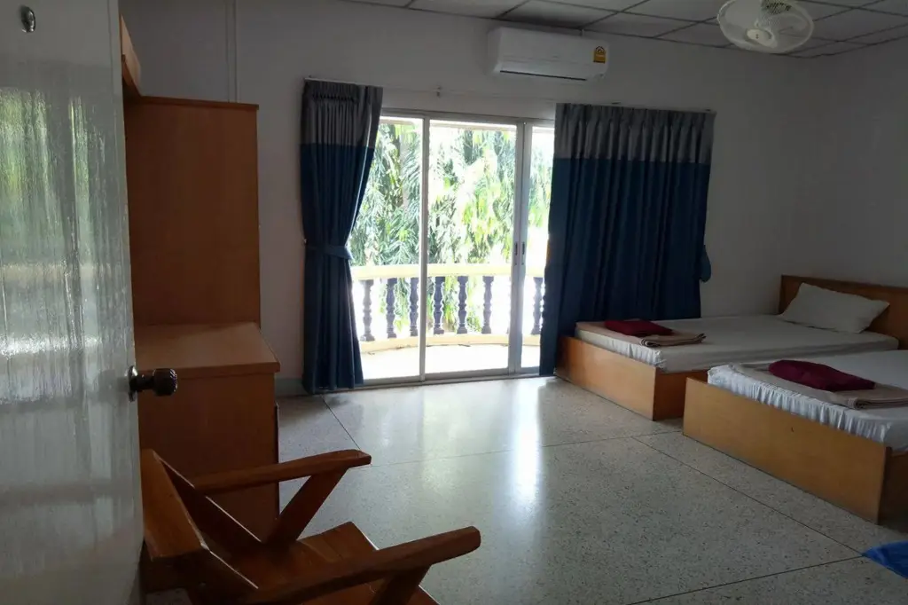 Банг-Сапхан: Bang Saphan Resort