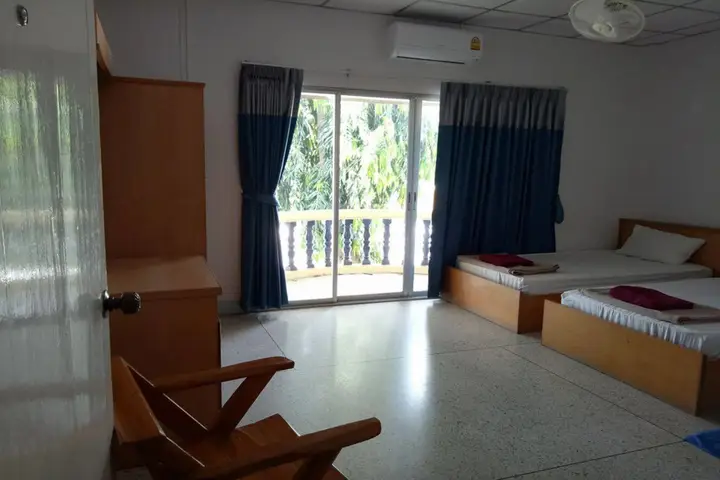 Банг-Сапхан: Bang Saphan Resort