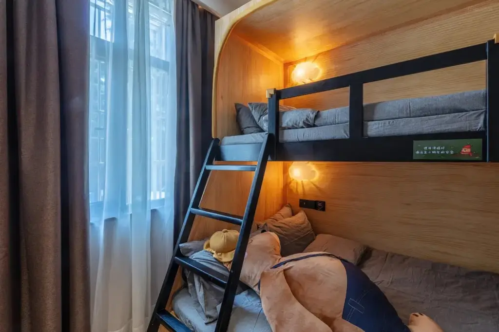 Шанхай: Iforest Hostel (Shanghai People's Square, Dashijie Metro Station)