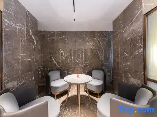 Ухань: Liton Huaju Hotel (Wuhan Yellow Crane Tower Pengliuyang Metro Station Branch)