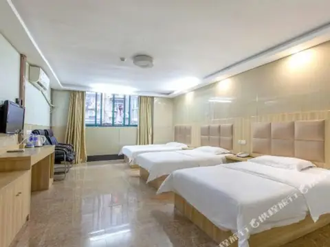 New Beacon Shangju Hotel (Hanzhengjie Subway Station Wuzhan Convention Center) — фото 1