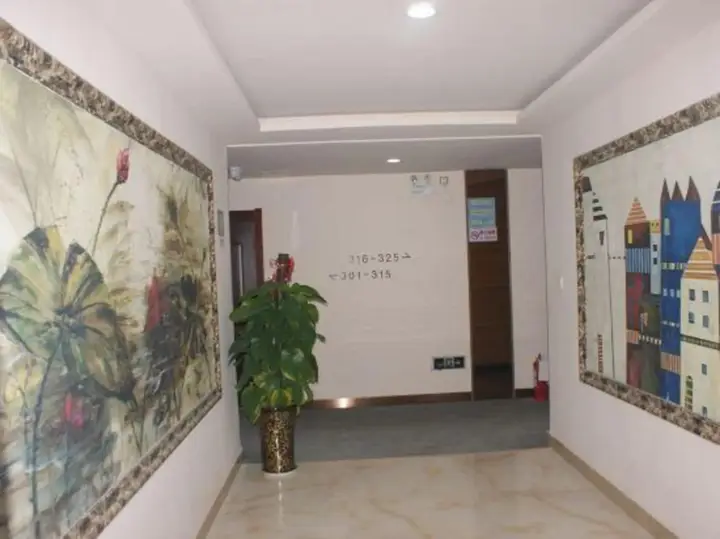 Хецзе: Jiayi Hotel (Heze Dingtao Bus Station)