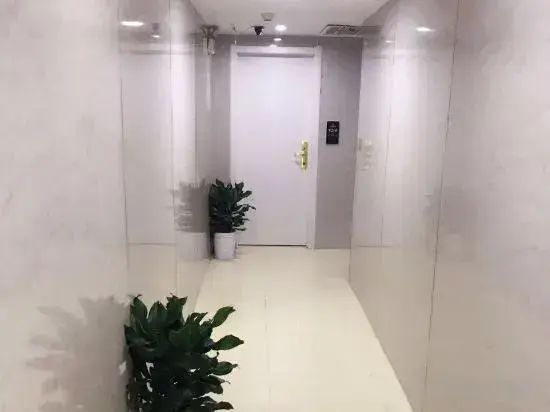 Нанкин: Home Inn Paibai Yun Hotel (Nanjing Confucius Temple Dingxin Road)