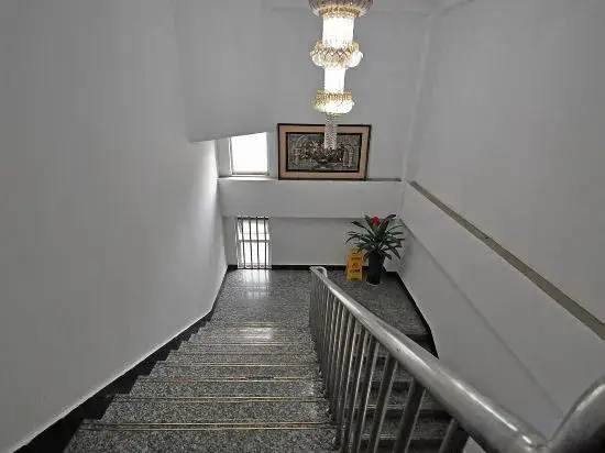 Нанкин: Home Inn Paibai Yun Hotel (Nanjing Confucius Temple Dingxin Road)