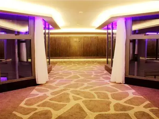 Сиань: Orange Hotel (Xi'an Keji Road Metro Station Store)