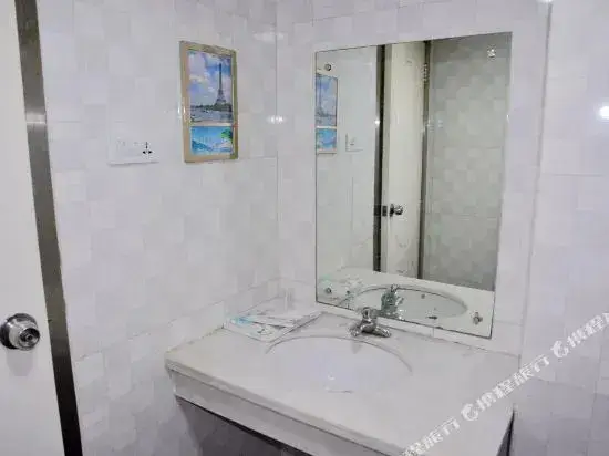 Шиянь: Shiyan Changtai Hotel