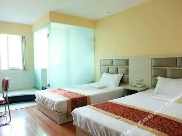 Ухань: Qingzhu Hotel · Ao7 Boutique (Wuhan Wuhuan Avenue Subway Station)