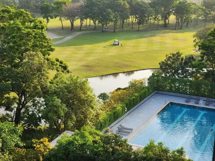 Патхумтхани: Tinidee Hotel Bangkok Golf Club