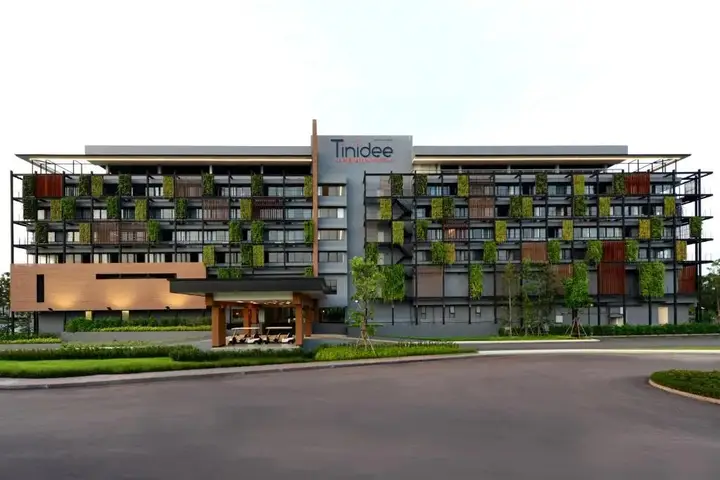 Патхумтхани: Tinidee Hotel Bangkok Golf Club