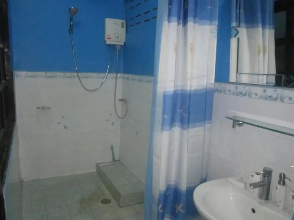 Самуи: Kingston Jamaica Hostel