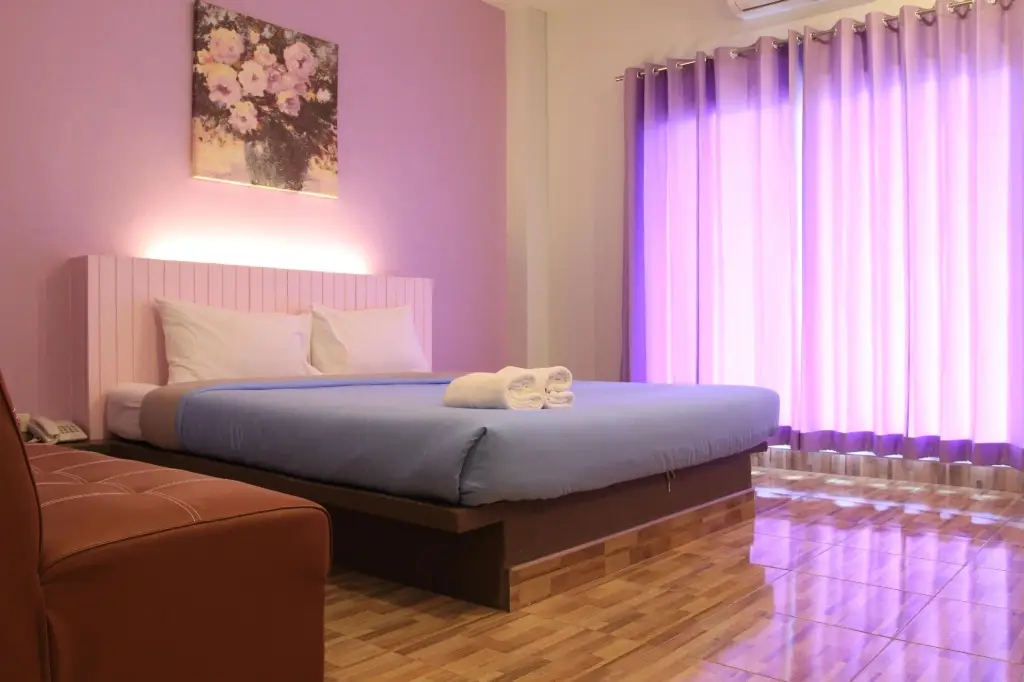 Накхонситхаммарат: Pama House Apartment