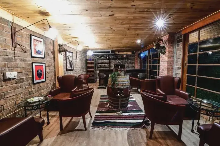 Миттапхап: Issara Boutique Winery Hotel