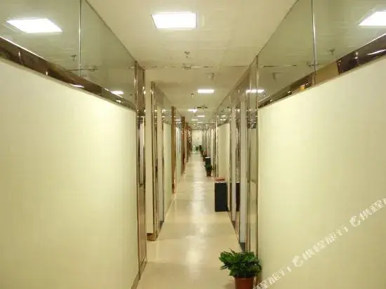 Xiangyuan Hotel (Wuhan Children's Hospital) — фото 1