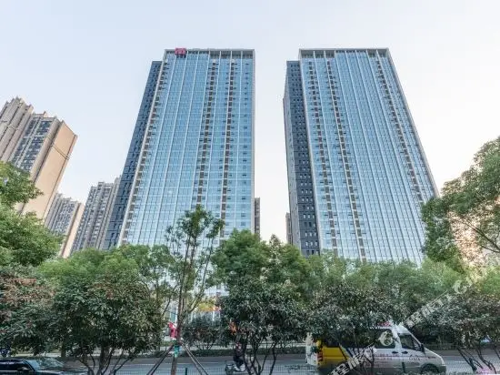 Ухань: Huarong Hotel (Wuhan University Donghu Branch)