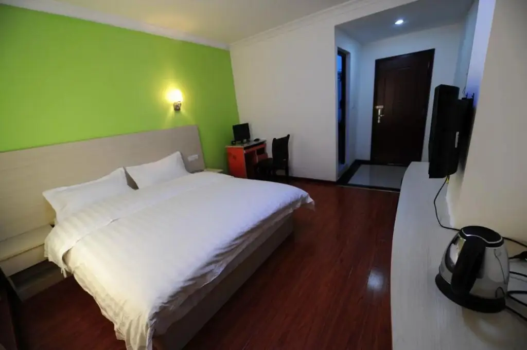 Ухань: Fulin Business Hotel