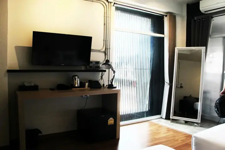 Накхонситхаммарат: The Plug Hotel