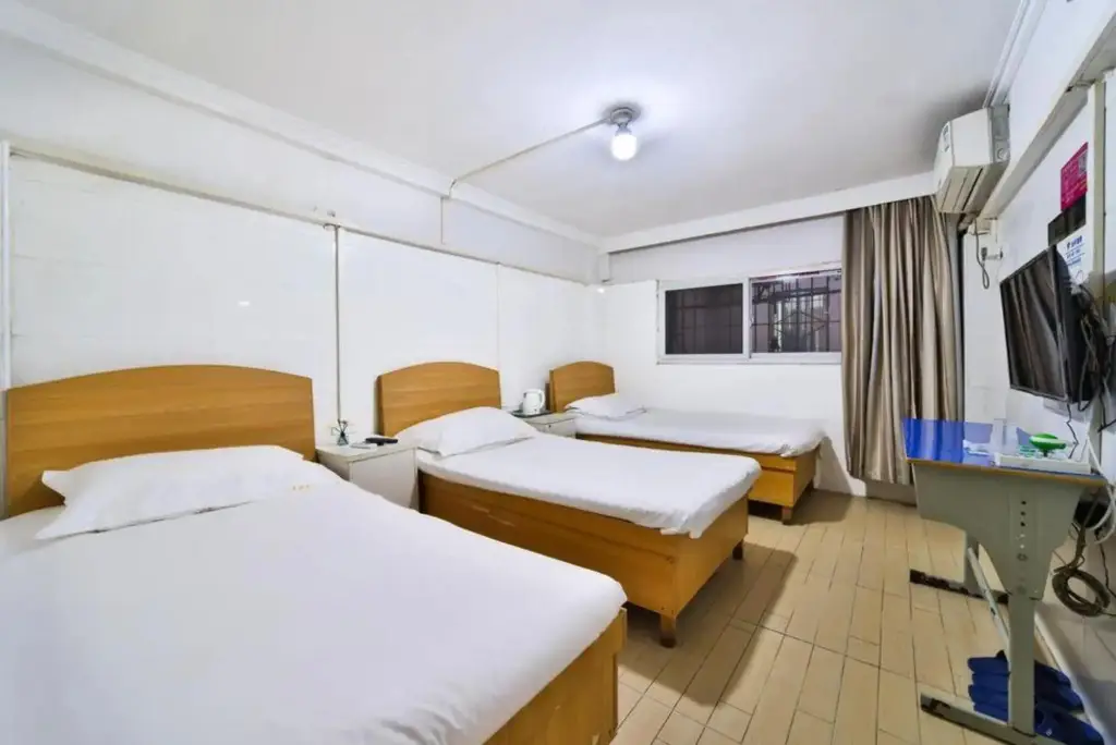 Ухань: Huadu Hostel