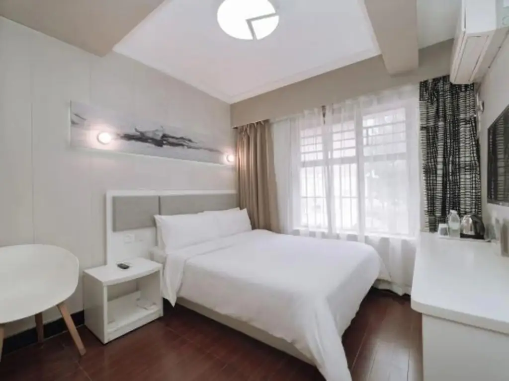 Шанхай: Pebble Motel (Shanghai   Jinqiao Metro YanggaoRoad)