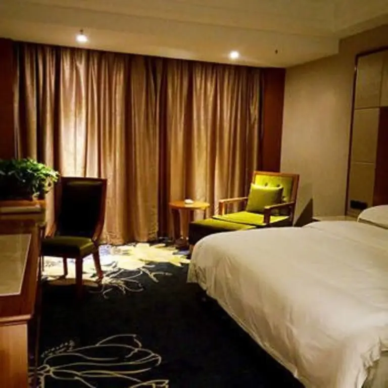 Чанша: Meijun Wangfu Hotel (Changsha Desiqin Maozhutang Metro Station Branch)
