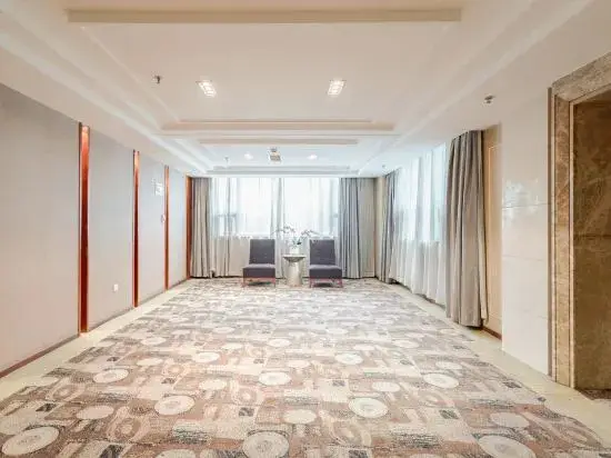 Ухань: Zhiyin Lotus Lake Hotel