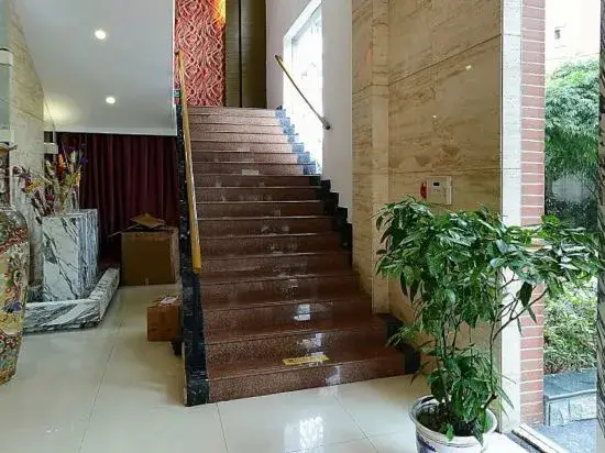 Ухань: Zhiyin Lotus Lake Hotel
