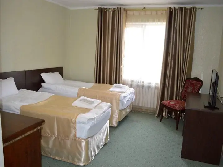Астана: Ereimentau Hotel