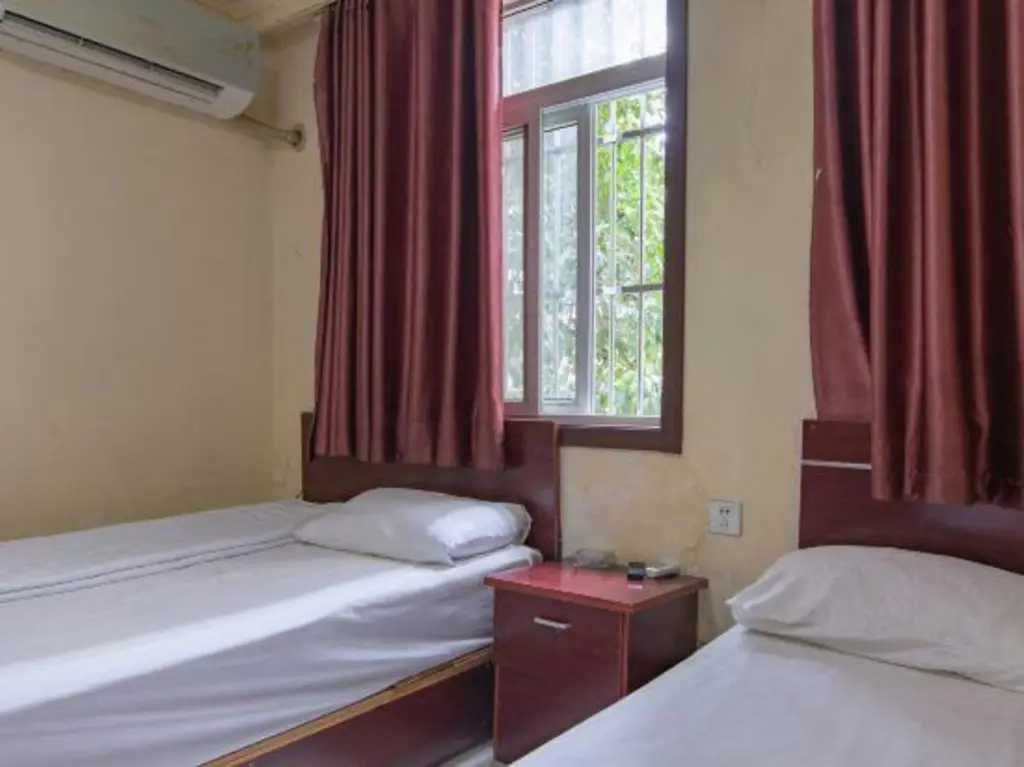 Нанкин: Nanjing Changyun Hotel (Yueyahu Liyuan Street)