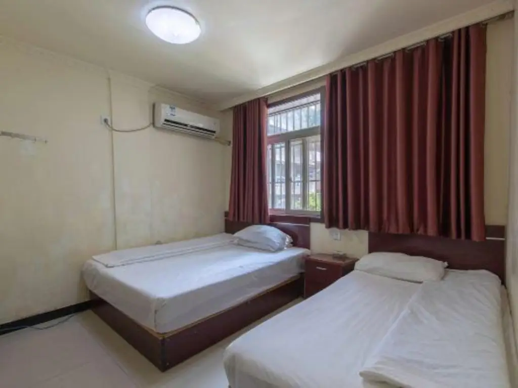 Нанкин: Nanjing Changyun Hotel (Yueyahu Liyuan Street)