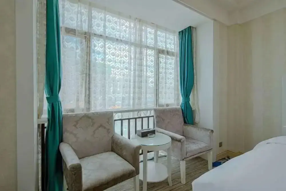 Чанша: Vienna Hotel (Liuyang River Bridge Pedestrian Street)