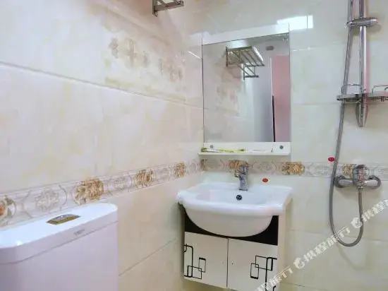 Чанша: Changsha Business Express Hotel (High-speed Railway South Station West Square)