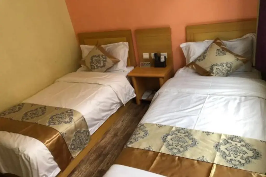 Пекин: Yuhai Hotel Beijing