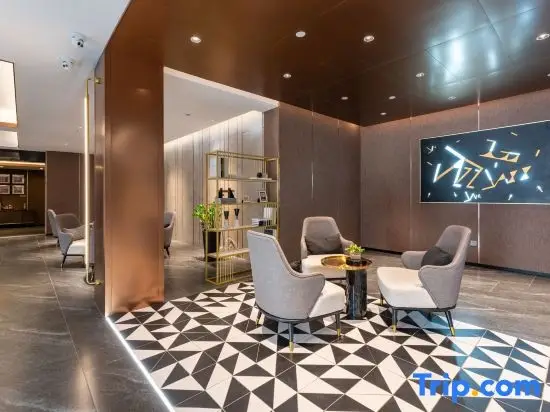 Цзинань: Home Inn Select Hotel (Jinan Gaoxin Wanda Qilu Software Park Subway Station Branch)
