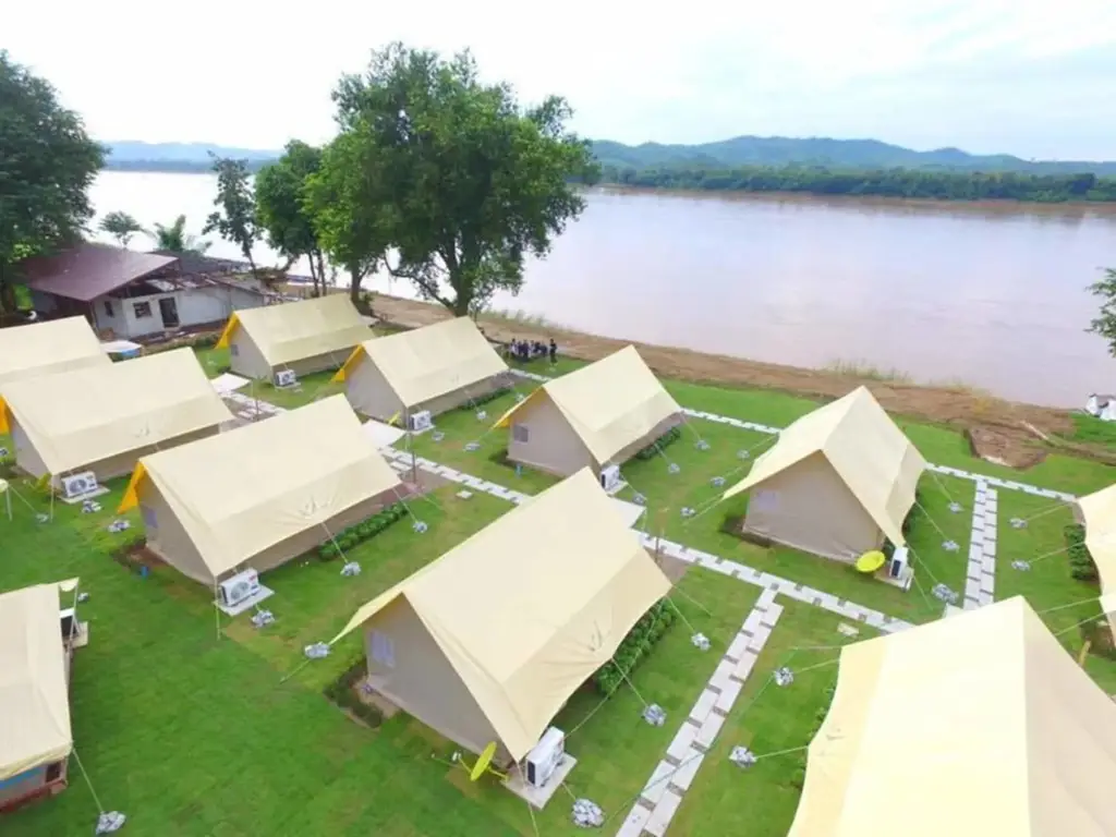Чианг-Хан: The Camp Chiangkhan