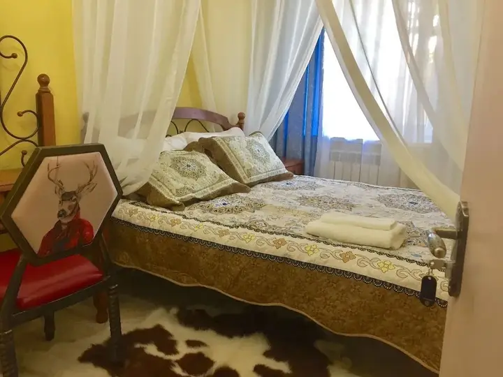 Алматы: Alma Cinema Hostel