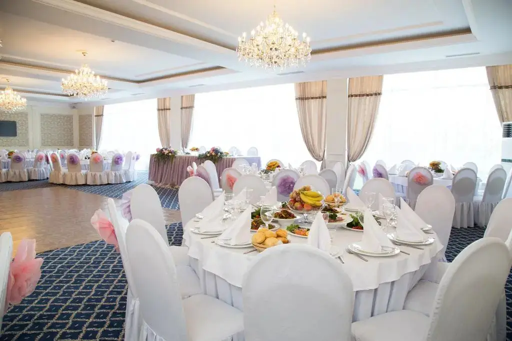 Алматы: Business Hotel Almaty
