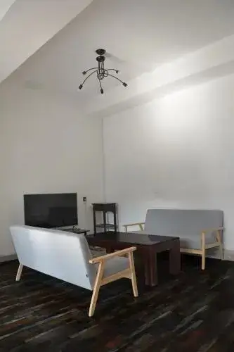 Цзинань: Jinan Water Young hostel