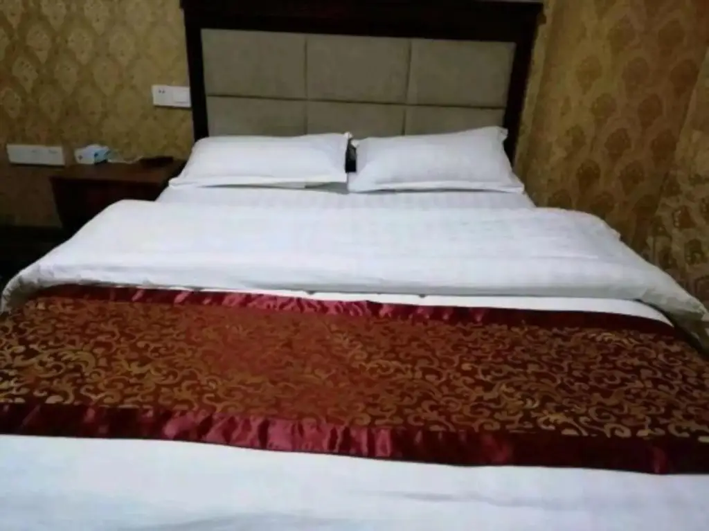 Чунцин: Fuyao Hotel