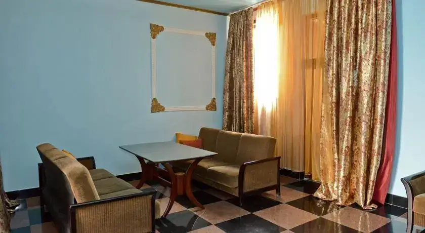 Алматы: Boutique Hotel Alcazar