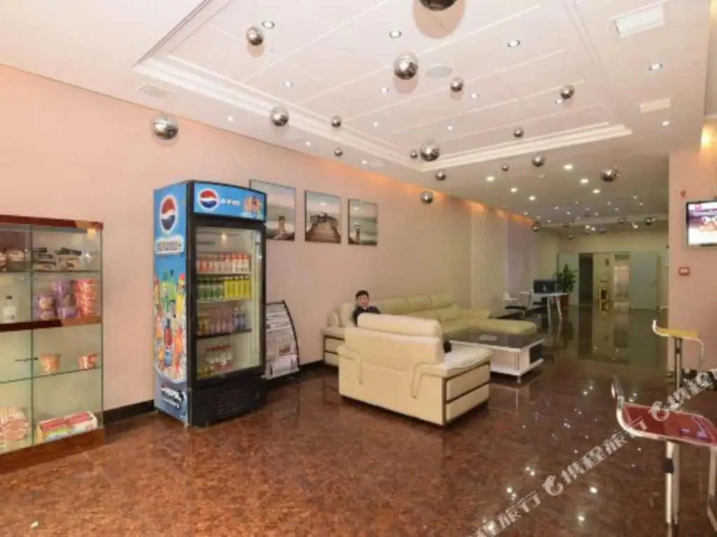 Шиянь: Xinminren Hotel (Shiyan People's Hospital Shop)