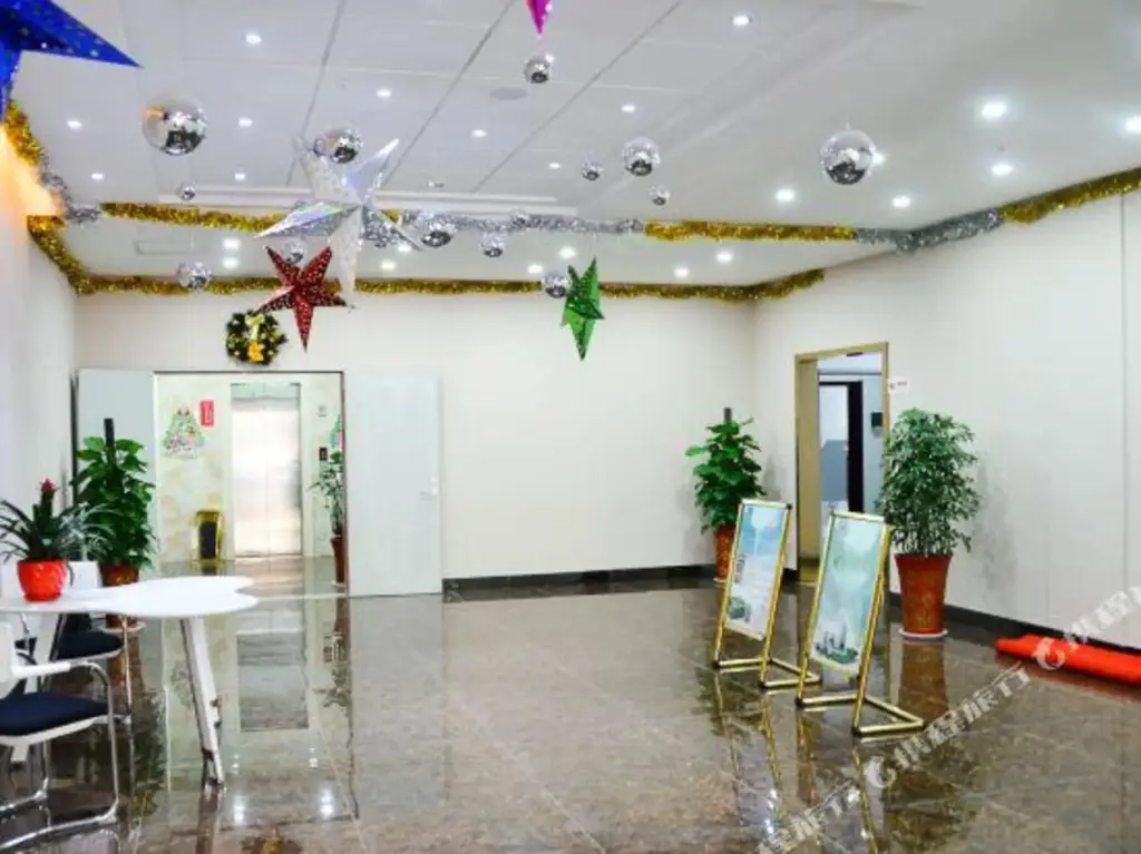 Шиянь: Xinminren Hotel (Shiyan People's Hospital Shop)