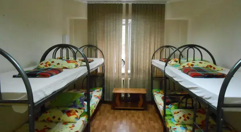 Алматы: Hostel 74/76