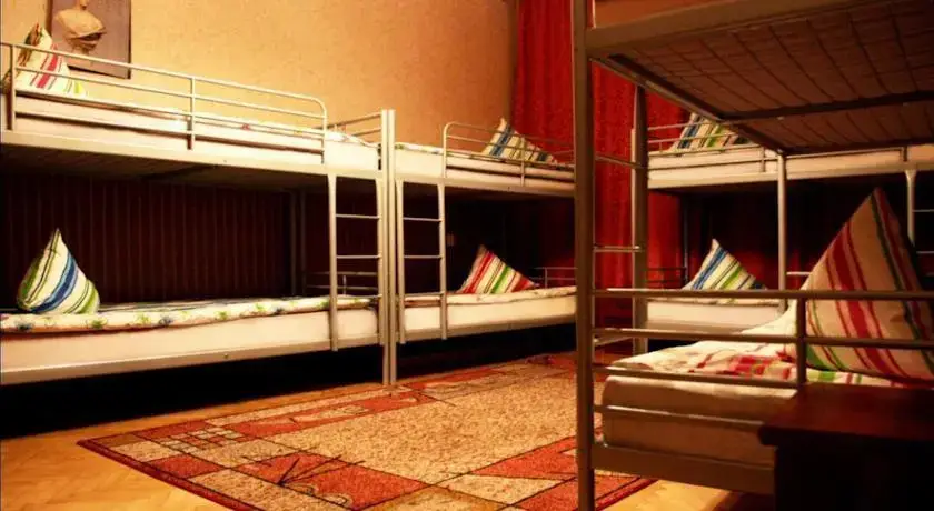 Алматы: Hostel 74/76