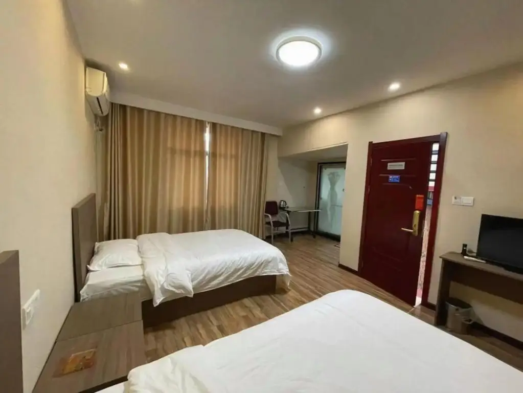 Ухань: Qinghuaci Hotel