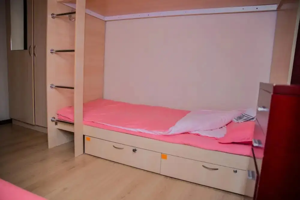 Алматы: Dos Hostel Almaty