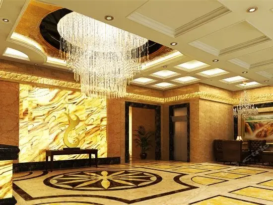 Ухань: Wuhan Chuyuan Hotel (Zhongnan Road Metro Station)