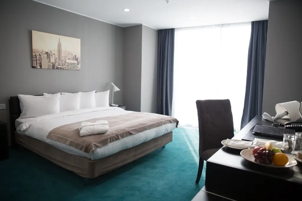 Алматы: Maqan Hotel Almaty