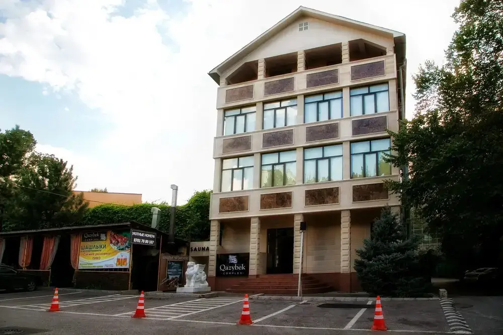 Qazybek Hotel — фото 1