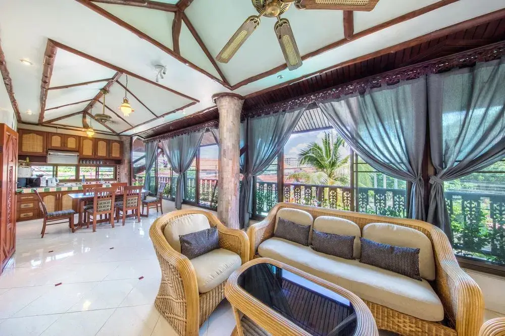 Паттайя: Grand Party Pool Villa