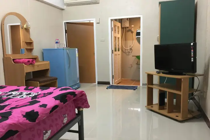 Бангкок: Gedkanok Apartment